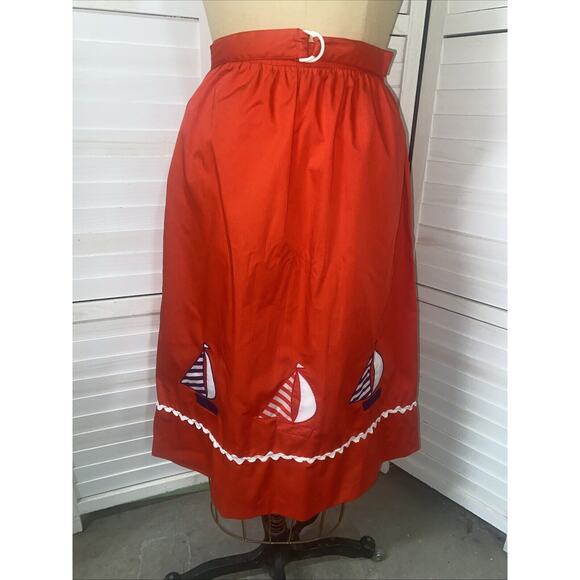 Vintage Jilly 70s Red POLYESTER A Line Skirt Size Large Sailboat Embroidered - Picture 1 of 10
